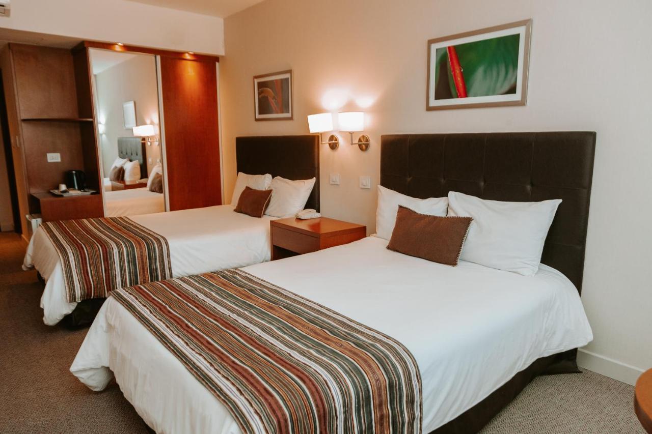 Howard Johnson Hotel Yerba Buena Eksteriør bilde